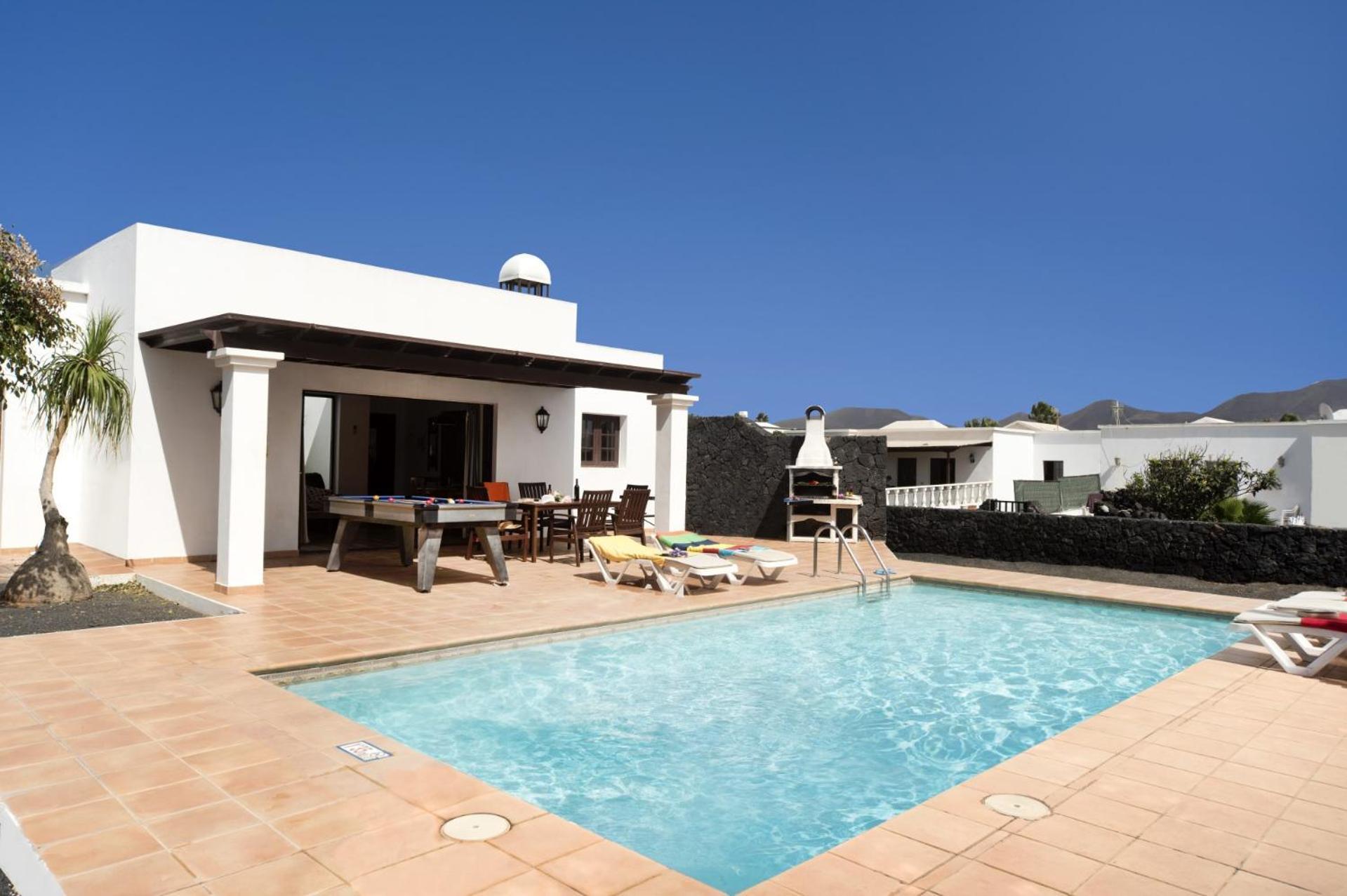 Villa Papagayo By Villa Plus Коста Бланка Экстерьер фото
